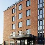 Me And Kiel, By Hyatt 4*