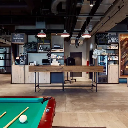 Me And Kiel, By Hyatt Hotel 4*