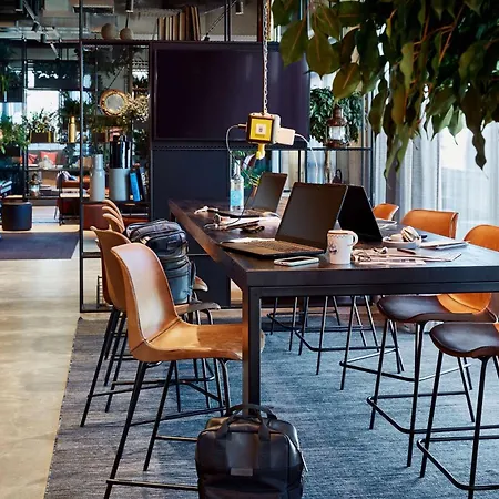 Me And Kiel, By Hyatt Hotel 4*