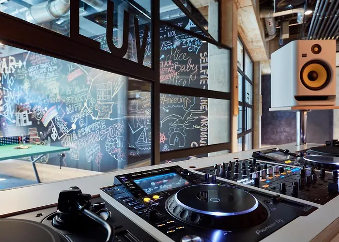 Me And Kiel, By Hyatt Hotel Kiel