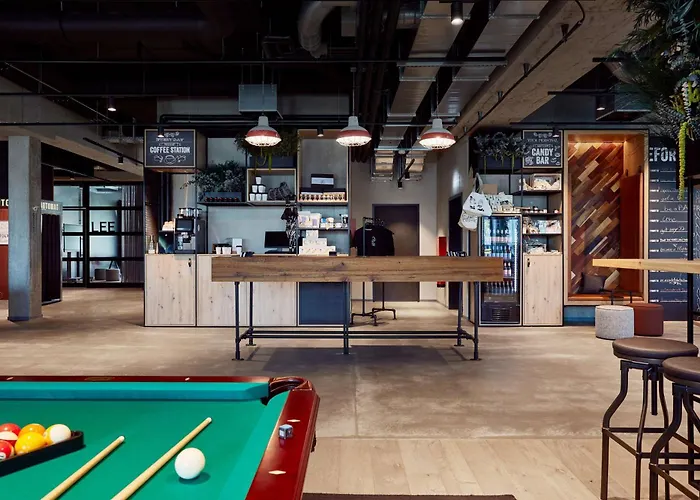 Me And Kiel, By Hyatt Hotel 4*