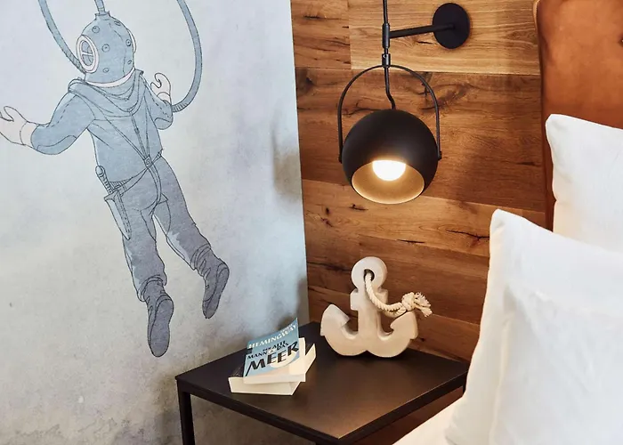 Hotel Me And Kiel, By Hyatt 4*