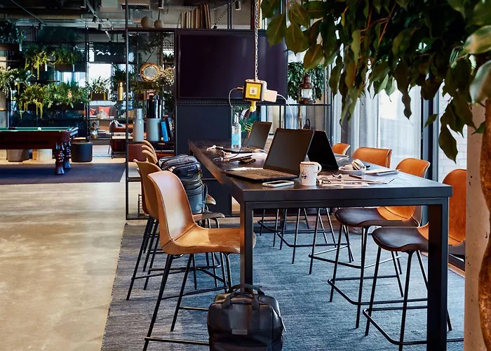 Me And Kiel, By Hyatt Hotel 4*