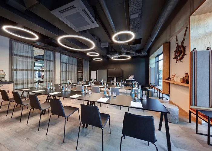 Hotel Me And Kiel, By Hyatt