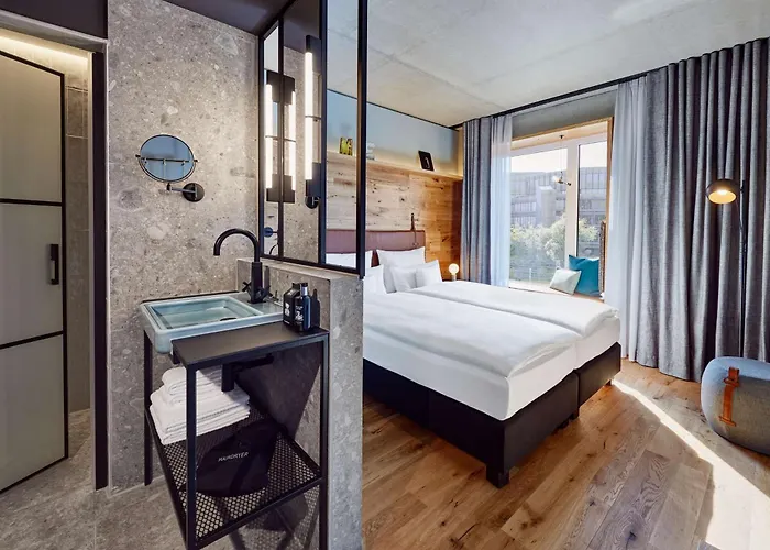 Me And Kiel, By Hyatt Kiel