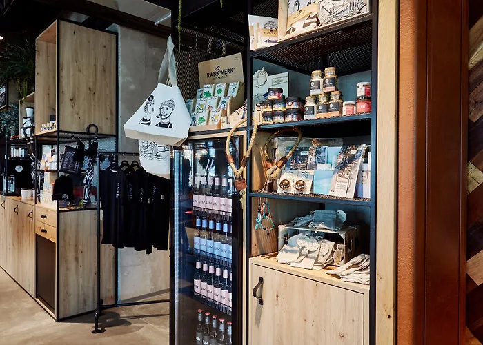 Hotel Me And Kiel, By Hyatt 4*