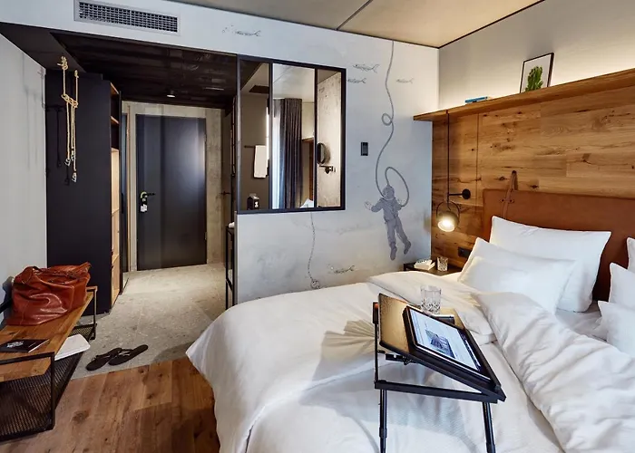 Me And Kiel, By Hyatt Hotel Kiel